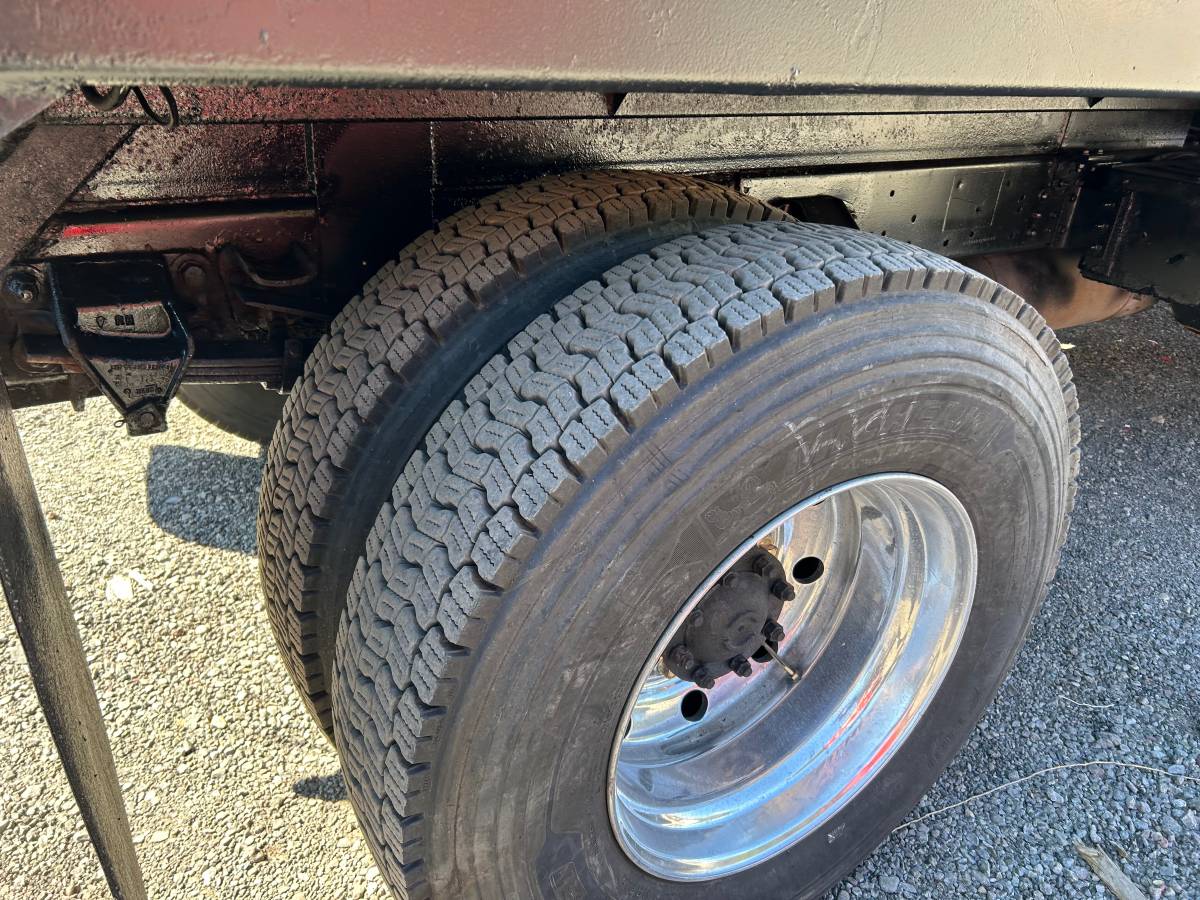 Ford-f-700-diesel-1994-8