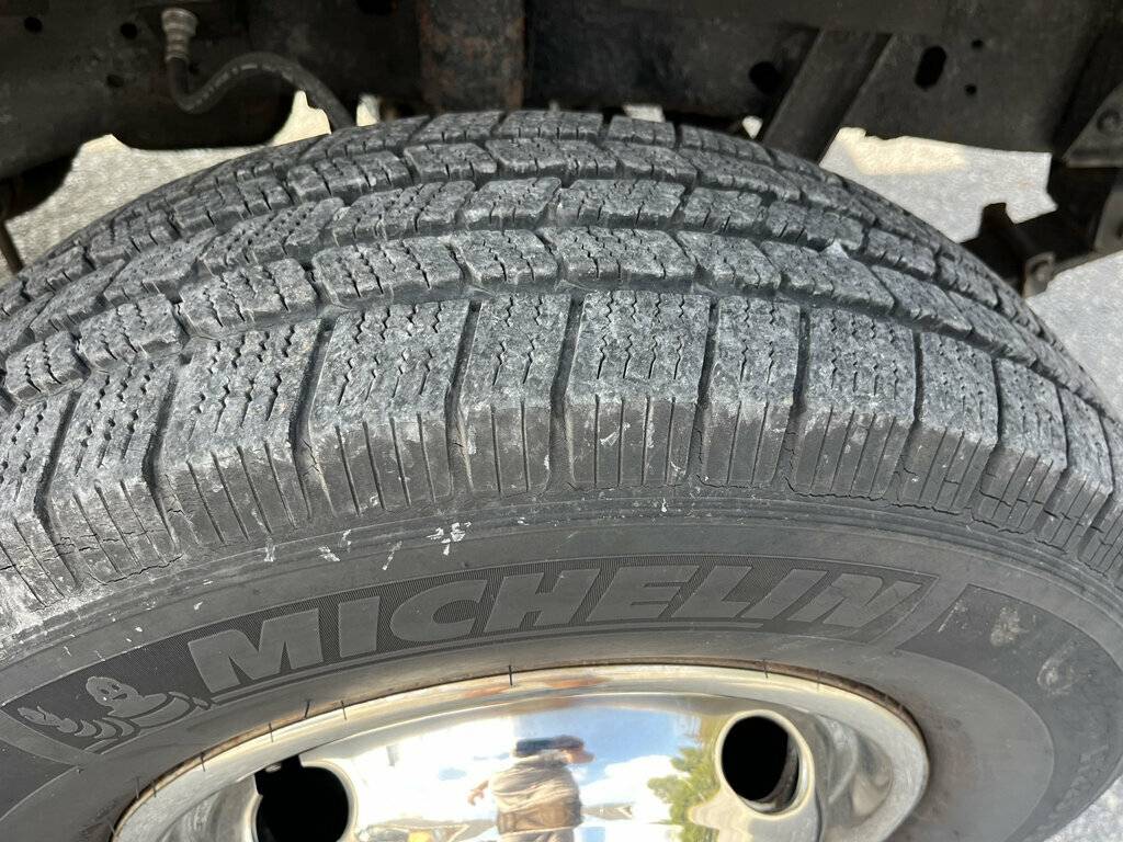 Ford-f-super-duty-trucks-diesel-1991-grey-15