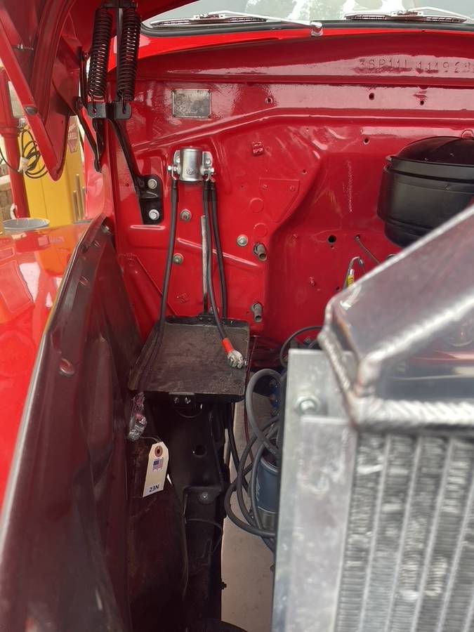 Ford-f1-1949-red-10
