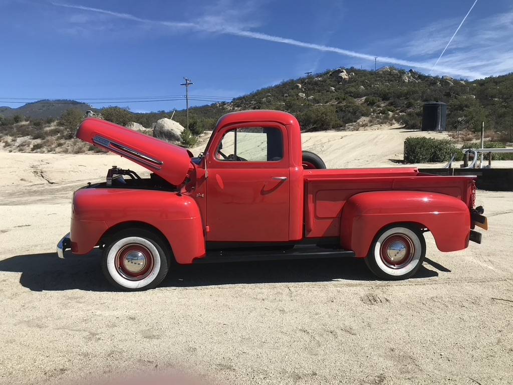 Ford-f1-1949-red-16