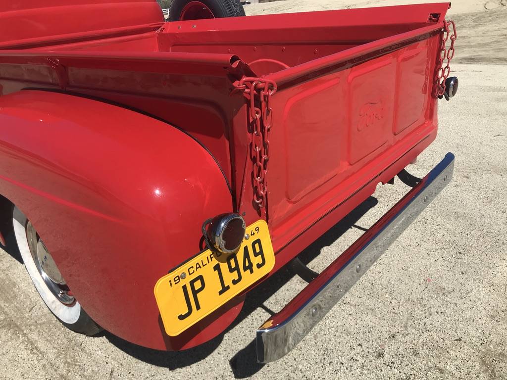 Ford-f1-1949-red-3