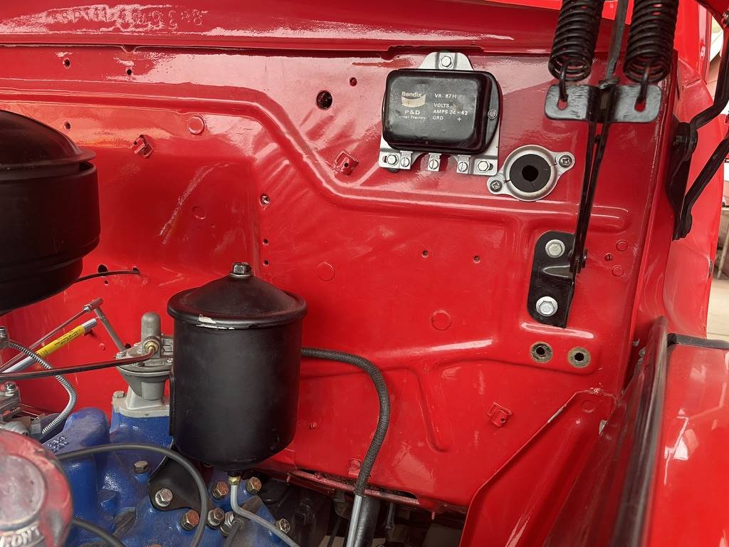 Ford-f1-1949-red-9
