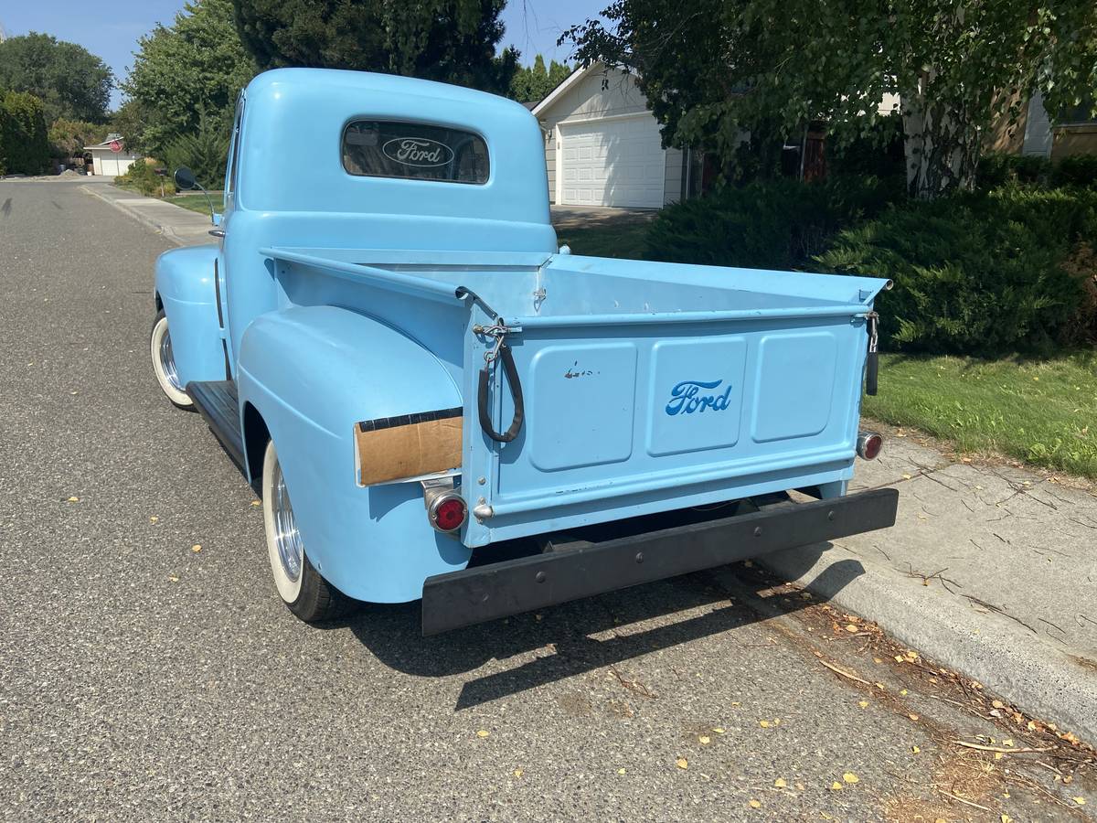 Ford-f1-1950-blue-2