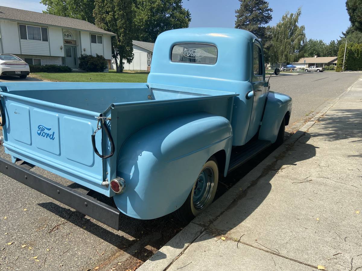 Ford-f1-1950-blue-3
