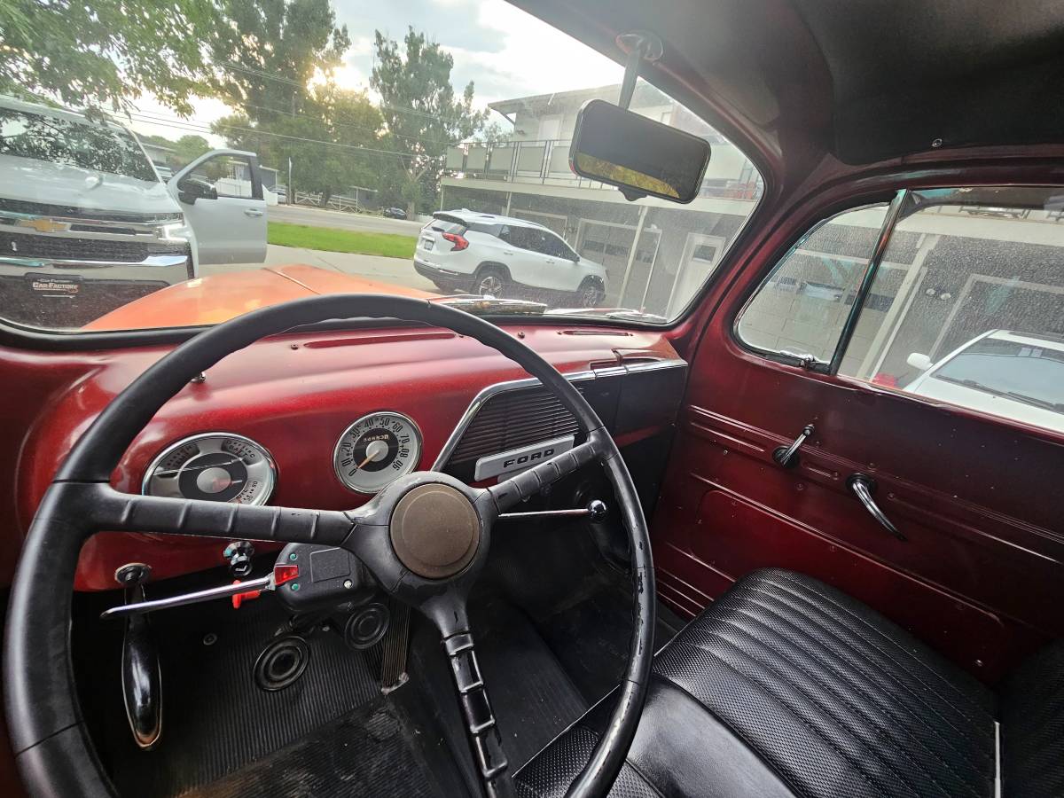 Ford-f1-1952-red-12