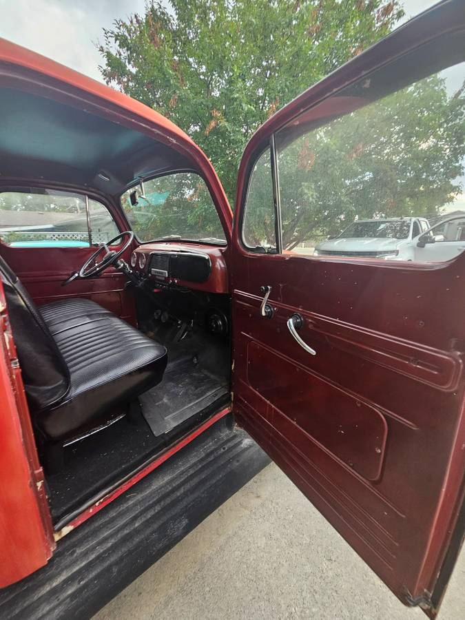 Ford-f1-1952-red-2
