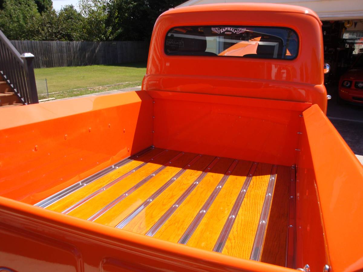 Ford-f1-pick-up-1951-orange-4