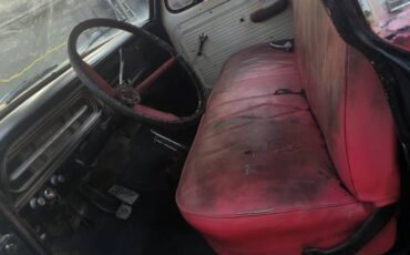 Ford-f100-1967-custom-11