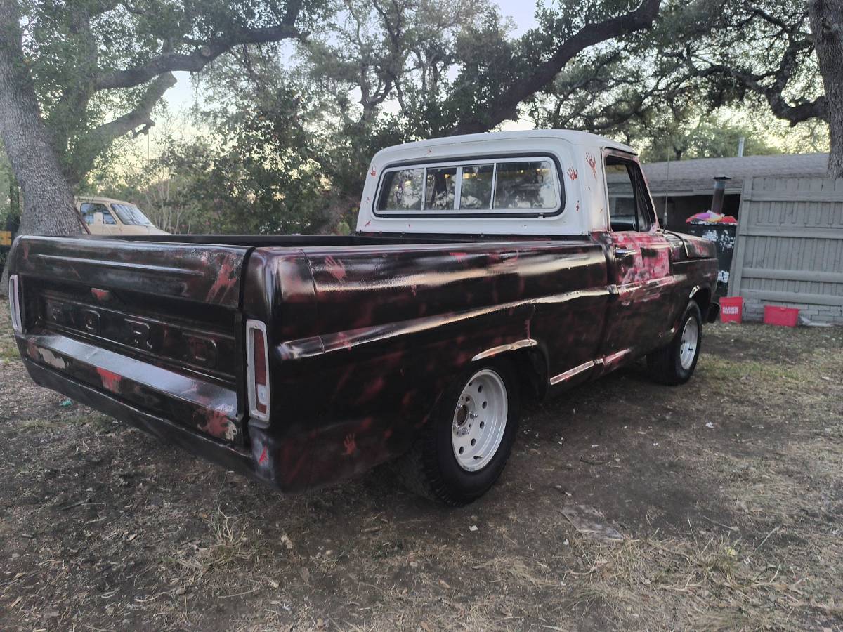 Ford-f100-1967-custom-6