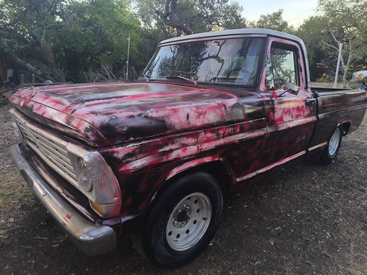 Ford-f100-1967-custom-8