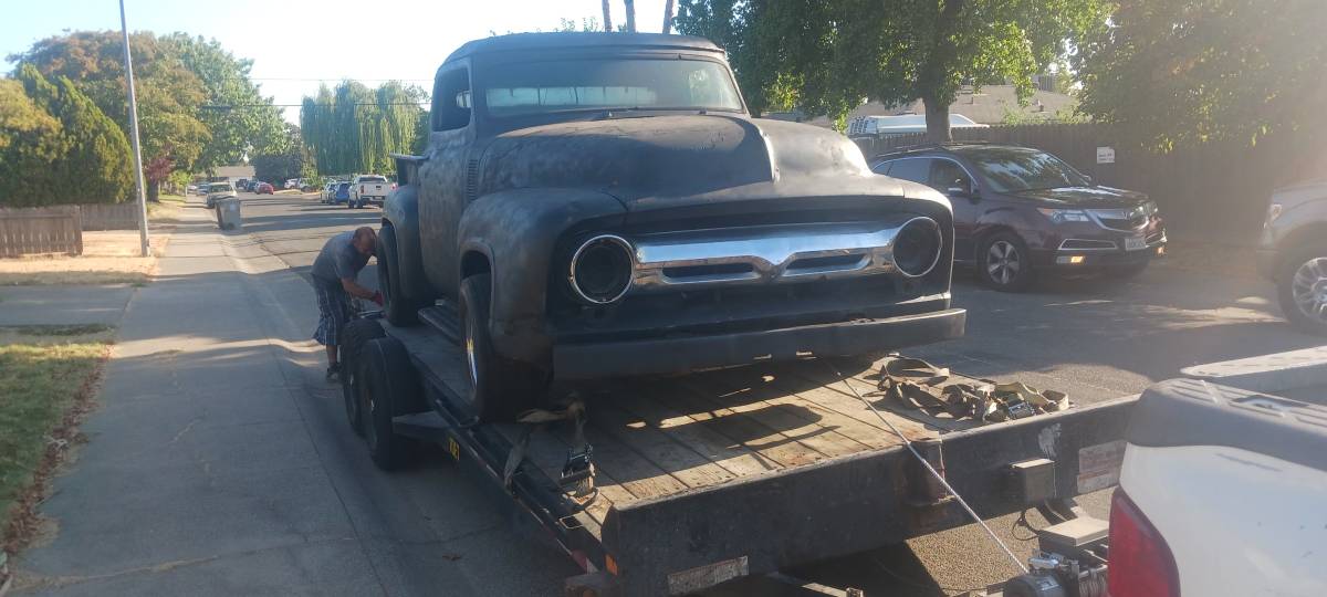 Ford-f100-chop-top-pickup-truck-1955-custom-1