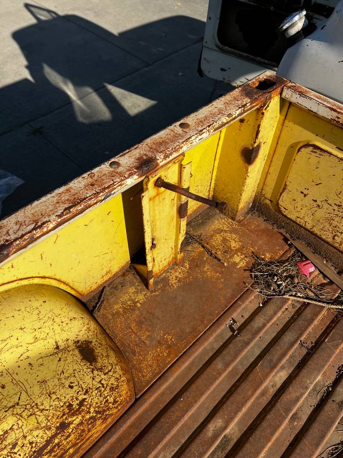 Ford-f100-custom-1958-yellow-7