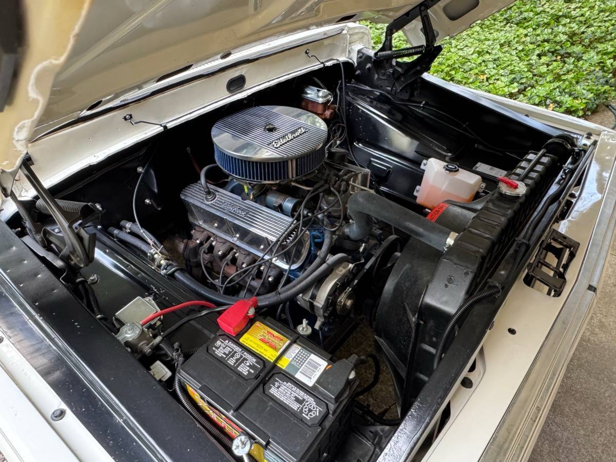 Ford-f100-custom-1970-white-9