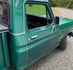 Ford-f100-custom-1974-green-19