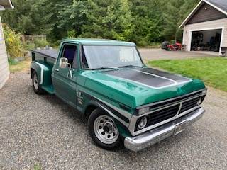 Ford-f100-custom-1974-green-20
