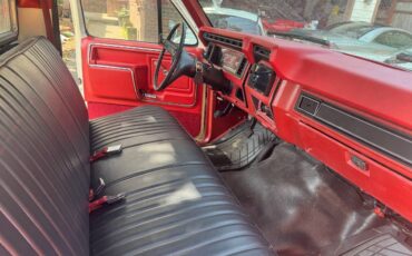Ford-f100-custom-1980-white-12