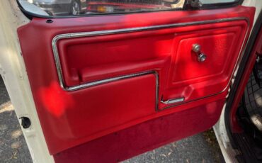 Ford-f100-custom-1980-white-14