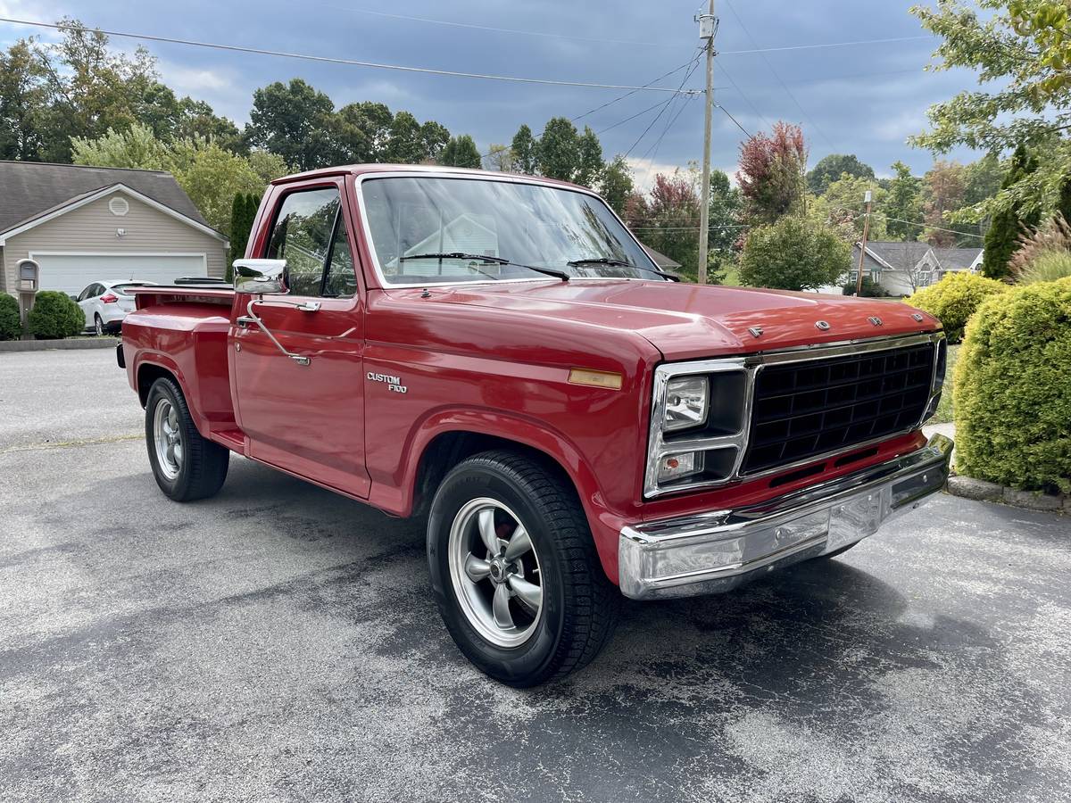 Ford-f100-custom-1981-2