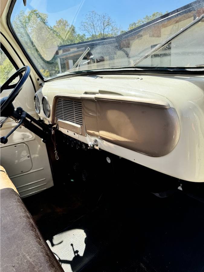 Ford-f100-pickup-1951-custom-6