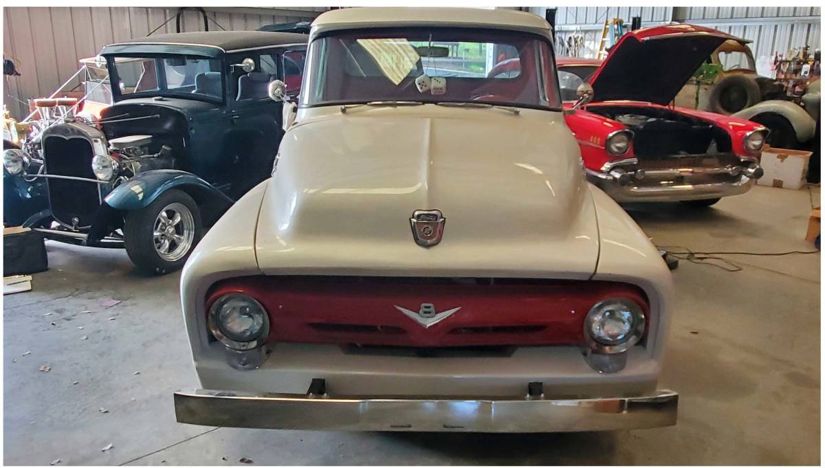 Ford-f100-pickup-1956-white-1