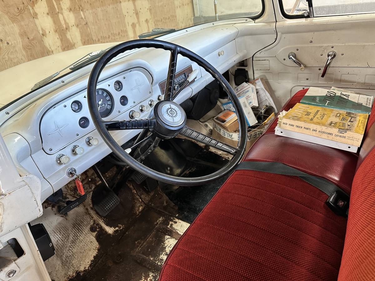 Ford-f100-pickup-1959-white-10