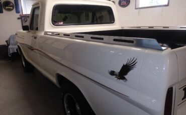 Ford-f100-pickup-1967-white-2
