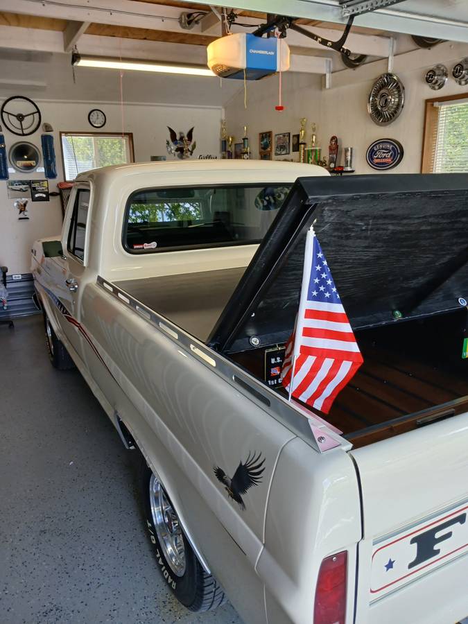 Ford-f100-pickup-1967-white-7