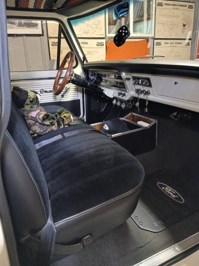 Ford-f100-pickup-1967-white-9