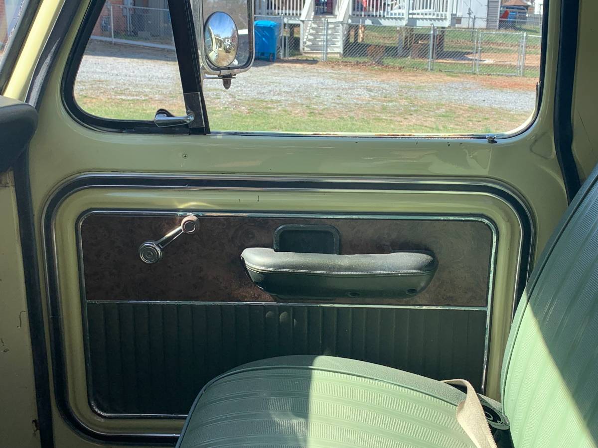 Ford-f100-pickup-1970-9