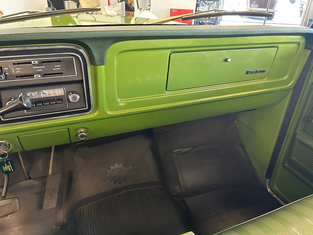 Ford-f100-pickup-1974-14
