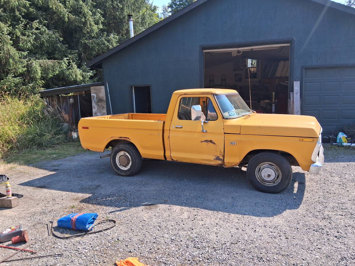 Ford-f100-pickup-1976-yellow-4