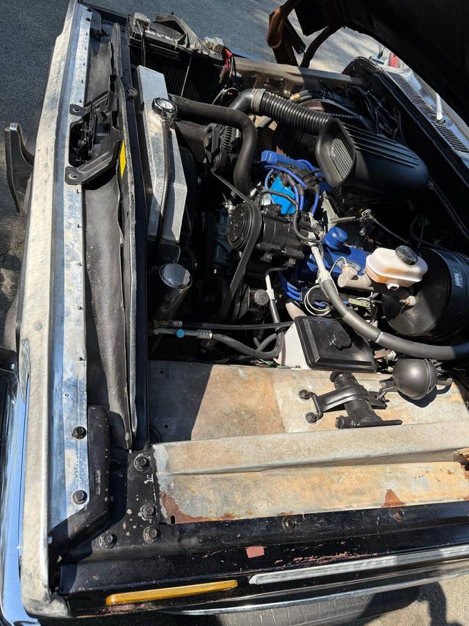 Ford-f100-pickup-1977-black-18