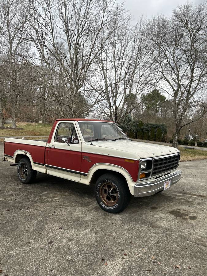 Ford-f100-pickup-1981-red-2