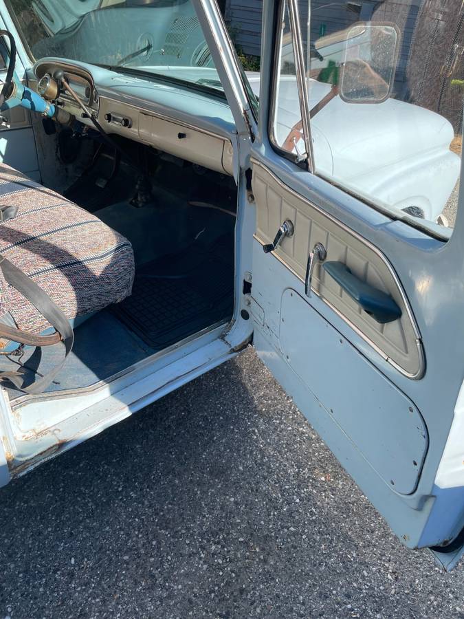 Ford-f100-pickup-custom-cab-short-bed-1965-blue-8