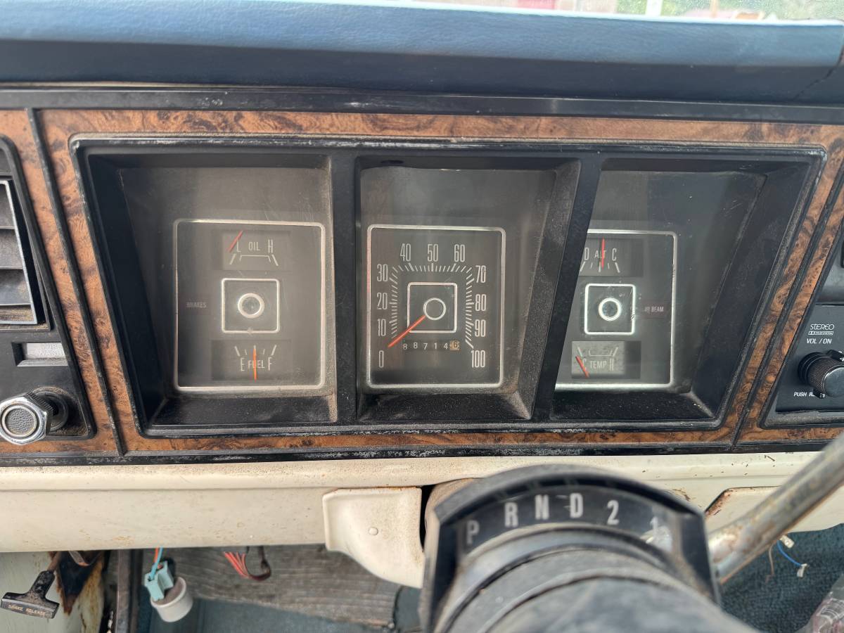 Ford-f100-ranger-1973-white-11