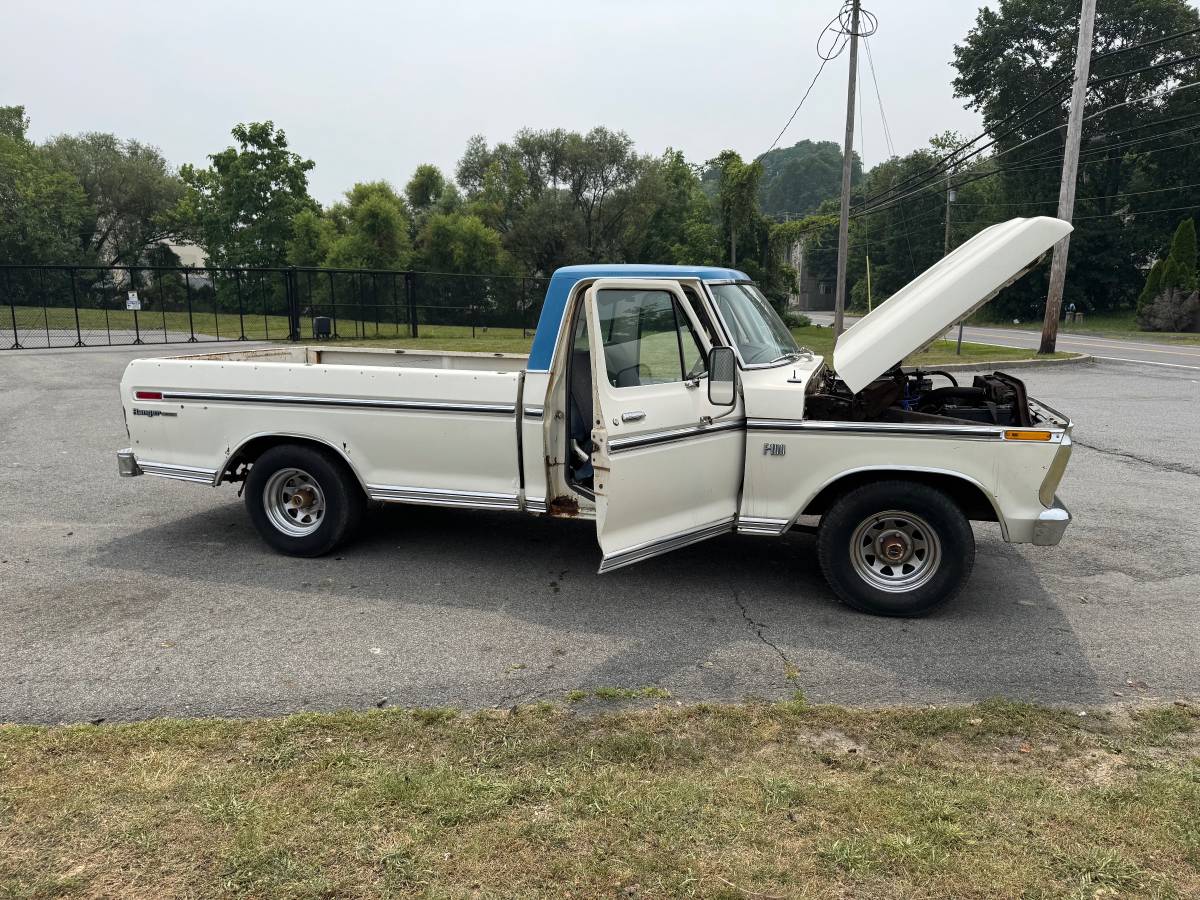 Ford-f100-ranger-1973-white-22