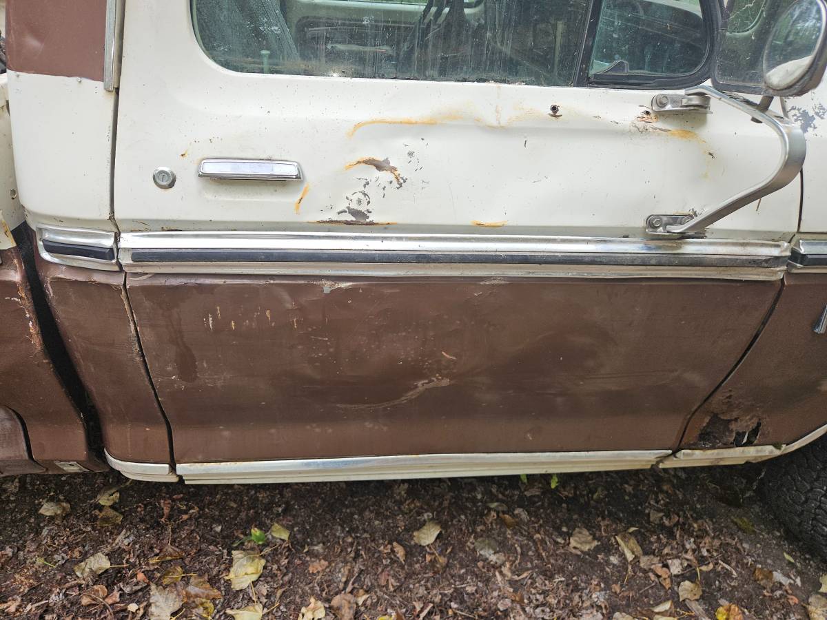 Ford-f100-xlt-ranger-8-bed-1975-brown-9