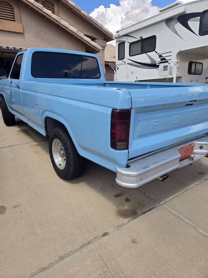 Ford-f150-1981-blue-1