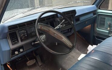 Ford-f150-1984-custom-3