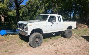 Ford-f150-1985-white