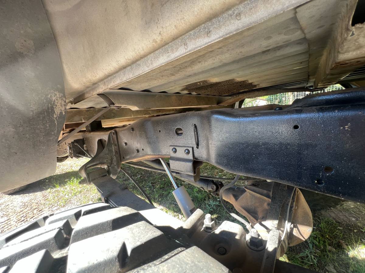 Ford-f150-1985-white-6