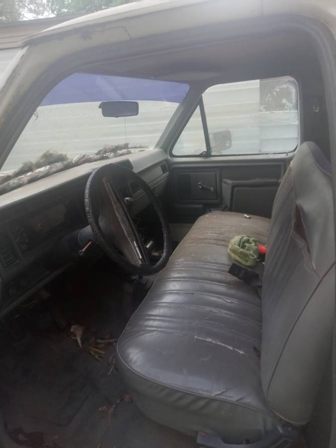 Ford-f150-1986-1