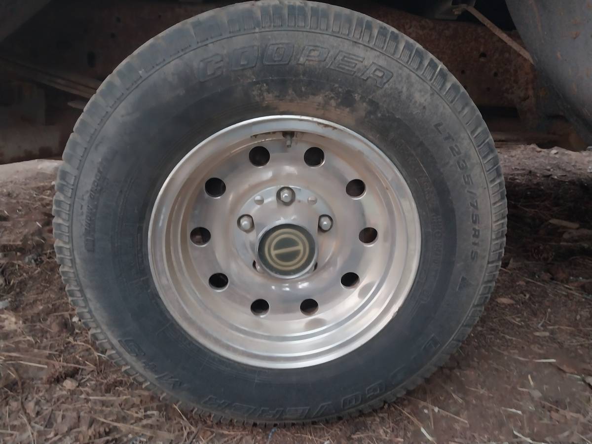 Ford-f150-4x4-1988-white-11