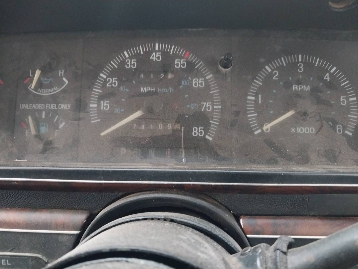 Ford-f150-4x4-1988-white-6
