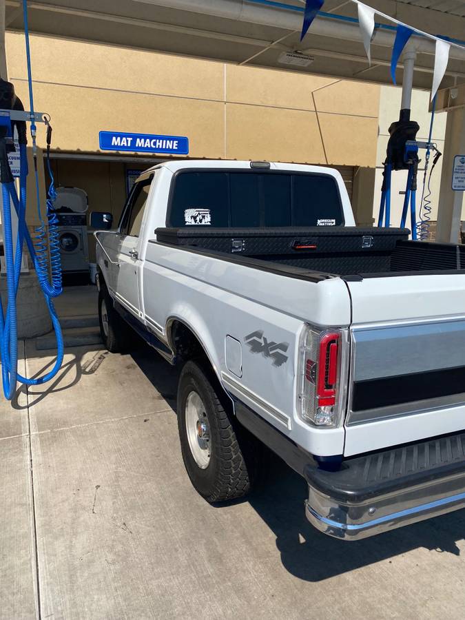 Ford-f150-4x4-1993-white-4