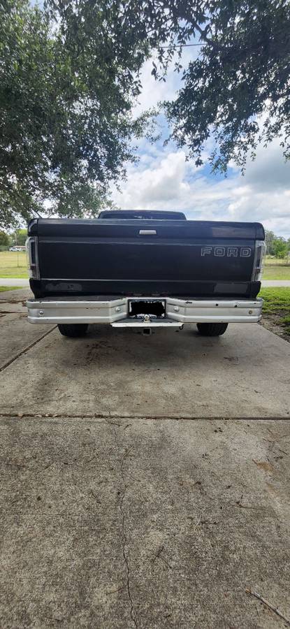 Ford-f150-regular-cab-xl-pickup-1994-black-2