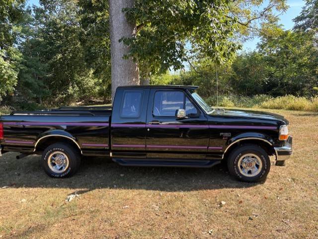 Ford-f150-super-cab-1993-black-1
