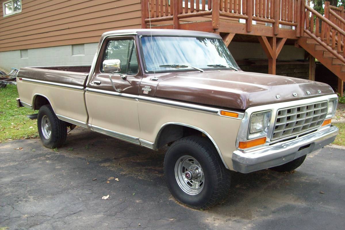Ford-f150-xlt-4x4-1978-brown-2