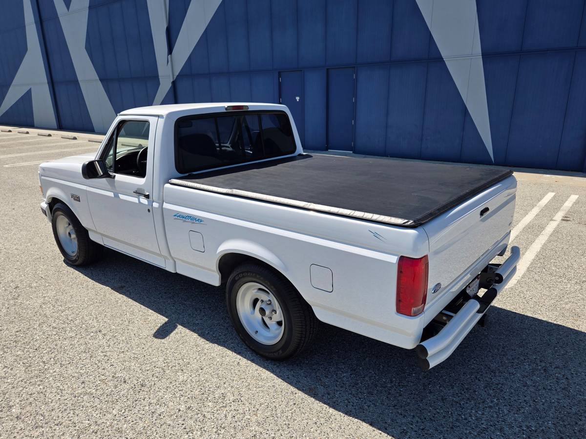 Ford-f150-xlt-lightning-1995-1