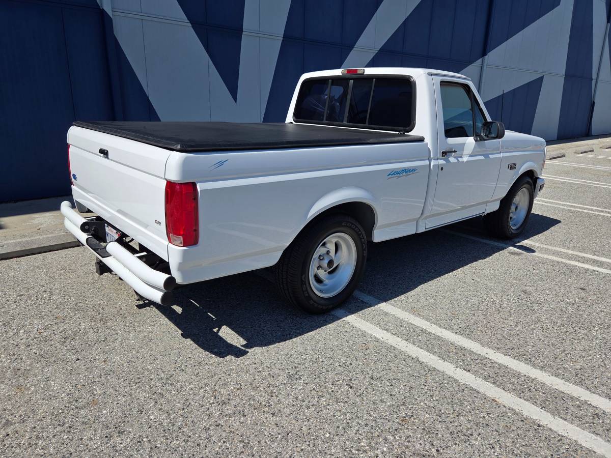 Ford-f150-xlt-lightning-1995-3